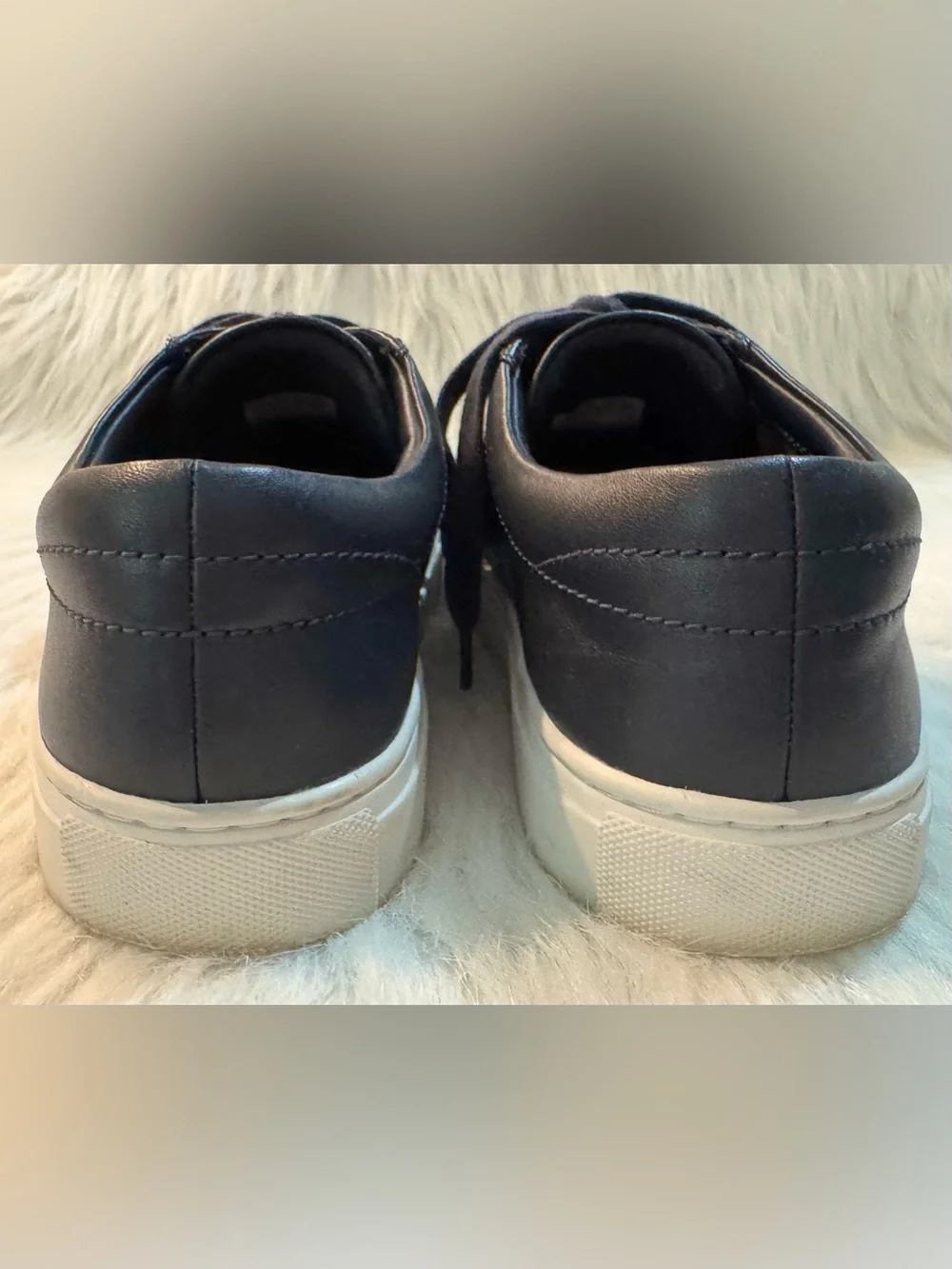Tory Burch Ladies Amalia Nappa Leather T-Logo Sneaker Navy Blue Size 8 GUC